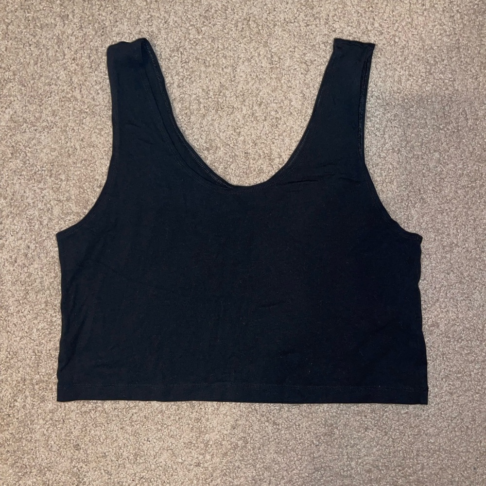 PINK Black Sleeveless Women's Cropped Top